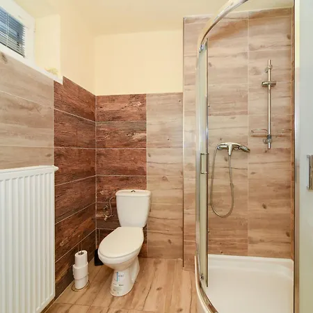 Sebastian Apartment *