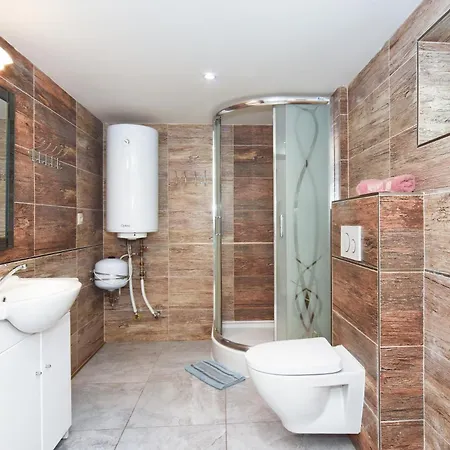 Sebastian プリビリナ