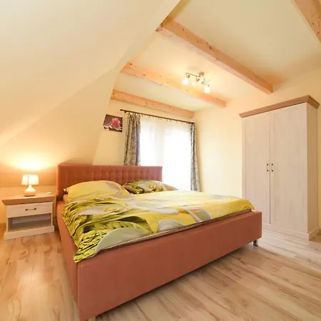 Sebastian 아파트 *